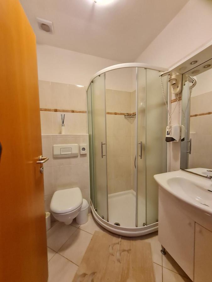 Spert Apartment